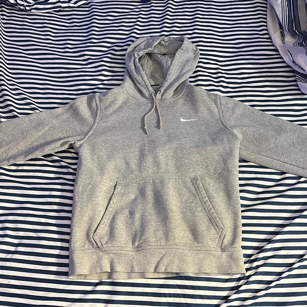 Men’s Nike hoodie